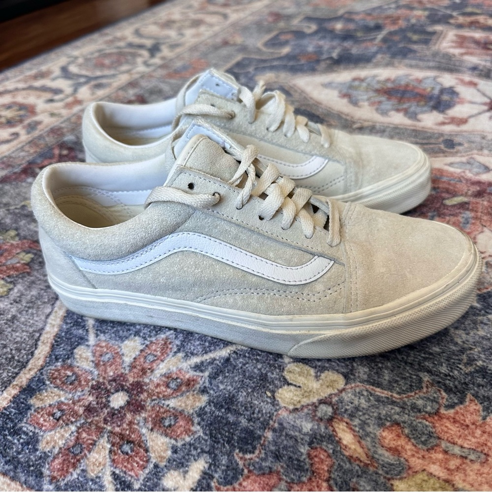 Vans Women’s Off-White Suede Sneakers - Picture 4 of 4